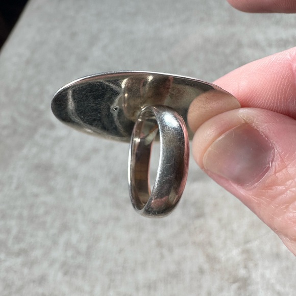 Huge onyx statement silver ring - Picture 2 of 2